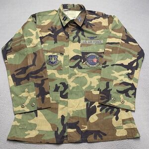 Vintage US Air Force Jacket Mens Medium Long Woodland‎ Camo BDU Patches 90s